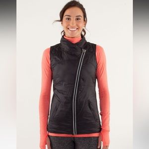 Lululemon What The Fluff Vest - Black | Sz: 6